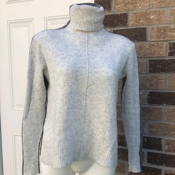 ☀️ Athleta Transit Color-block MerinoTurtleneck Sweater. - Picture 2 of 15